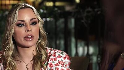 Evil teen stepsister Anna Claire Clouds made her stepbrother very angry