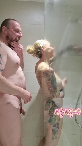 A Shower and Piss with a Londoner