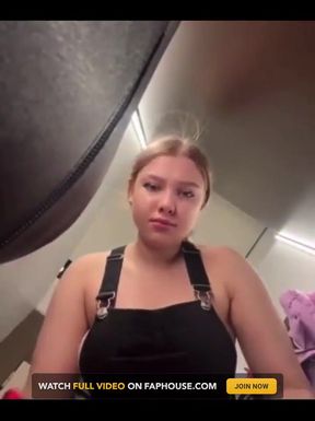 Masturbate in the Fitting Room