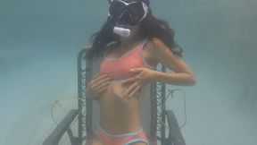 Beba and the Snorkel