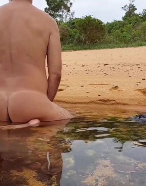 Ladysilva, I want a male with a big dick to fuck my hot ass until he fills my ass with cum