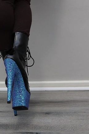 Boots: Modeling Different Pairs of Boots
