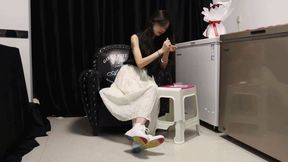 Ella Asian Model Shoes 2K MP4