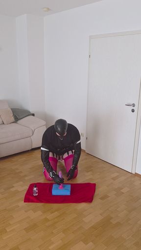 Bondage Slave rides a 22 cm dildo and deepthroats afterwards