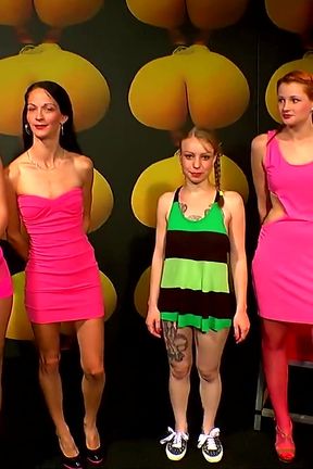 Ggg - Blonde MILF with Big Tits Gets Gangbanged by a Group of Guys in the Club - Ggg in Live Show