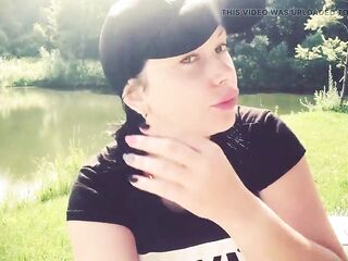 Duck face outdoor, making my lips much larger!