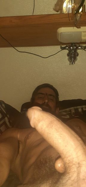 Masterbaiting to porn