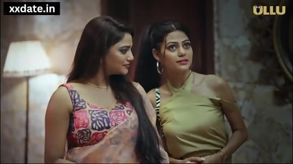 Desi Bhabhi Ke Bade Bade Boobs_1