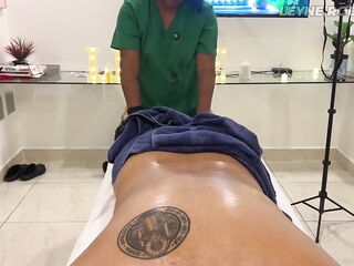 Underestimated Enjoyment - Marvelous Latin babe Gives a Specific Glad Ending Massage
