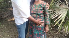 College student outdoor hot fucking