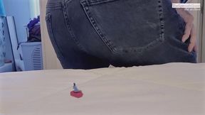 El Gigante que aplastó al Hombre diminuto con su culo