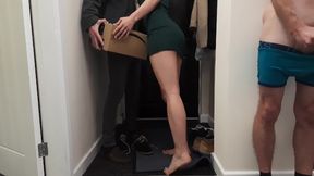 Door knock prompts threesome; creampie watch