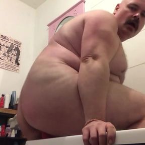 Fat Stepdad Dildos His Big Arse and Hole