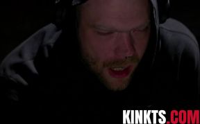 Brunette Kendra Sinclaire face fucks bald Mike Panic on the couch