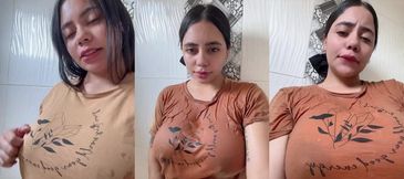 juicy milf plays in the shower with her fat pussy