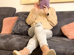 Solo masturbation and the foot fetish