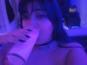 Reyna Tirana se toma la lechita en el telo. SE LA TRAGA TODA🥛💦 🦖