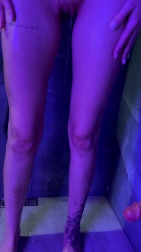 Bella's Shower Sex  Pissing
