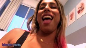 minha loira quase me fez gozar com essa chupada