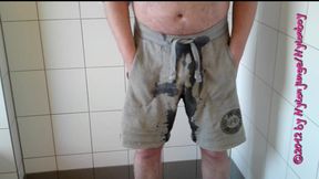 Piss in Gray