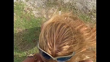 Vazou na net! Loira famosinha perde o telefone e vídeos íntimos caem na net ( Completo )