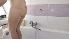 Latina MILF shaves her hairy pussy and shows off big tits & ass