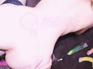 Penetrada de perrito despues de meterme un pepino en la panocha