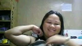 Filipina fat brunette woman on webcam straight out of shower