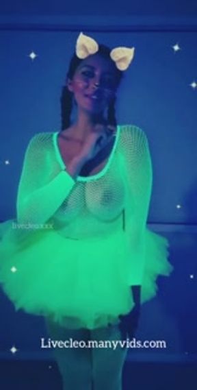 Pixy Puss - livecleo