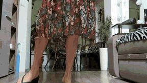 Upskirt Sideview, skirt and white cotton panties MP4(1280x720)FHD