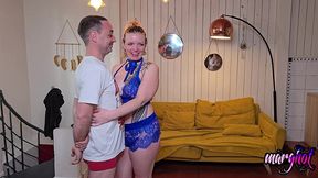 pour l anniversaire de mon cheris je lui ais prepare une surprise 3 filles rien que pour lui