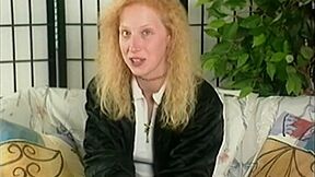 Blonde Maus Beim Casting Vorgestellt