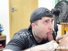 nerd putinho n o pode ver um motoboy que quer sentar na