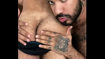 Comi meu vizinho e gravei pra mostrar pro meu namorado