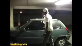 UniversBlack.com - a blowjob in a parking