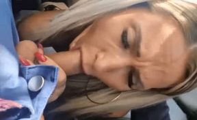 fk2 suce dans la voiture