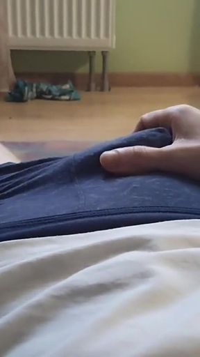 Guy Jerks off His Dick on the Computer and Cums