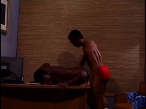 Muscular hottie gives his big cock to get sucked