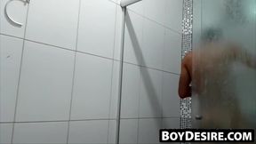 David Scott's bath butt reveal jerk off