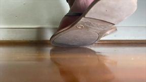flip flop sole tease