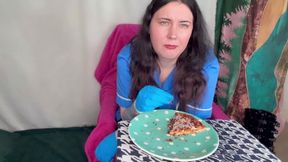 Nurse Ffw Eating After a Long Day
