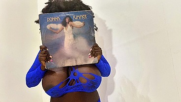 Dancing, Masturbating & Squirting To Donna Summer