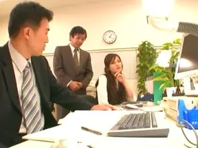 Hot Ameri Ichinose performs extreme double blowjob