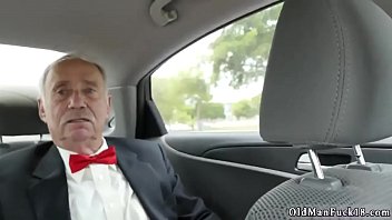 Drive by cumshot Frannkie heads down the Hersey highway