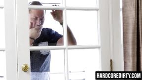 Alex Grey�s slick slit takes a hard, deep pounding