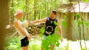 Tight Hole vs. Massive Rod: Benjamin Blue Takes It Deep – SkyKnox Xclusive 18+