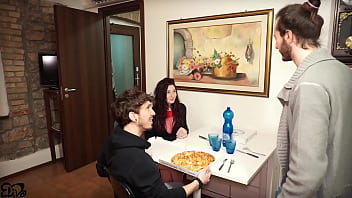I ordered a pizza but I got 2 sausages! THREESOME MMF