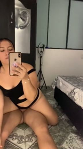Latina brunette loves to look in the mirror while fucking