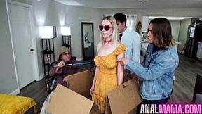 Chores Turn Into Orgies: The Rebel 3000's Wild&#x6DEB; Extravaganza