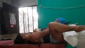 el vendedor del gas me dio un rico oral que me iso acabar en su boca